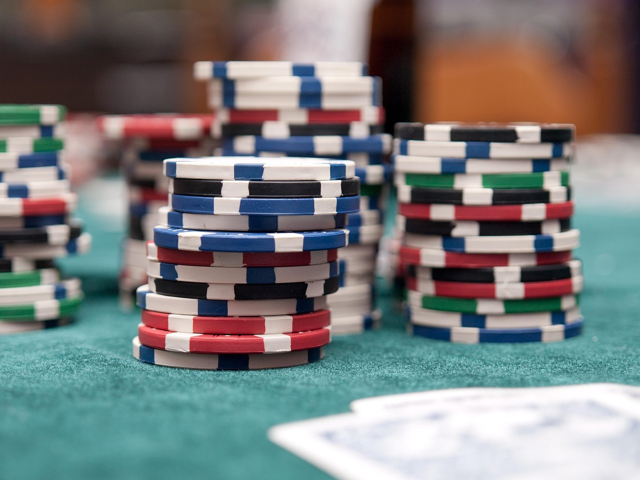Slot Volatility Explained: Why Big Wins Feel Impossible